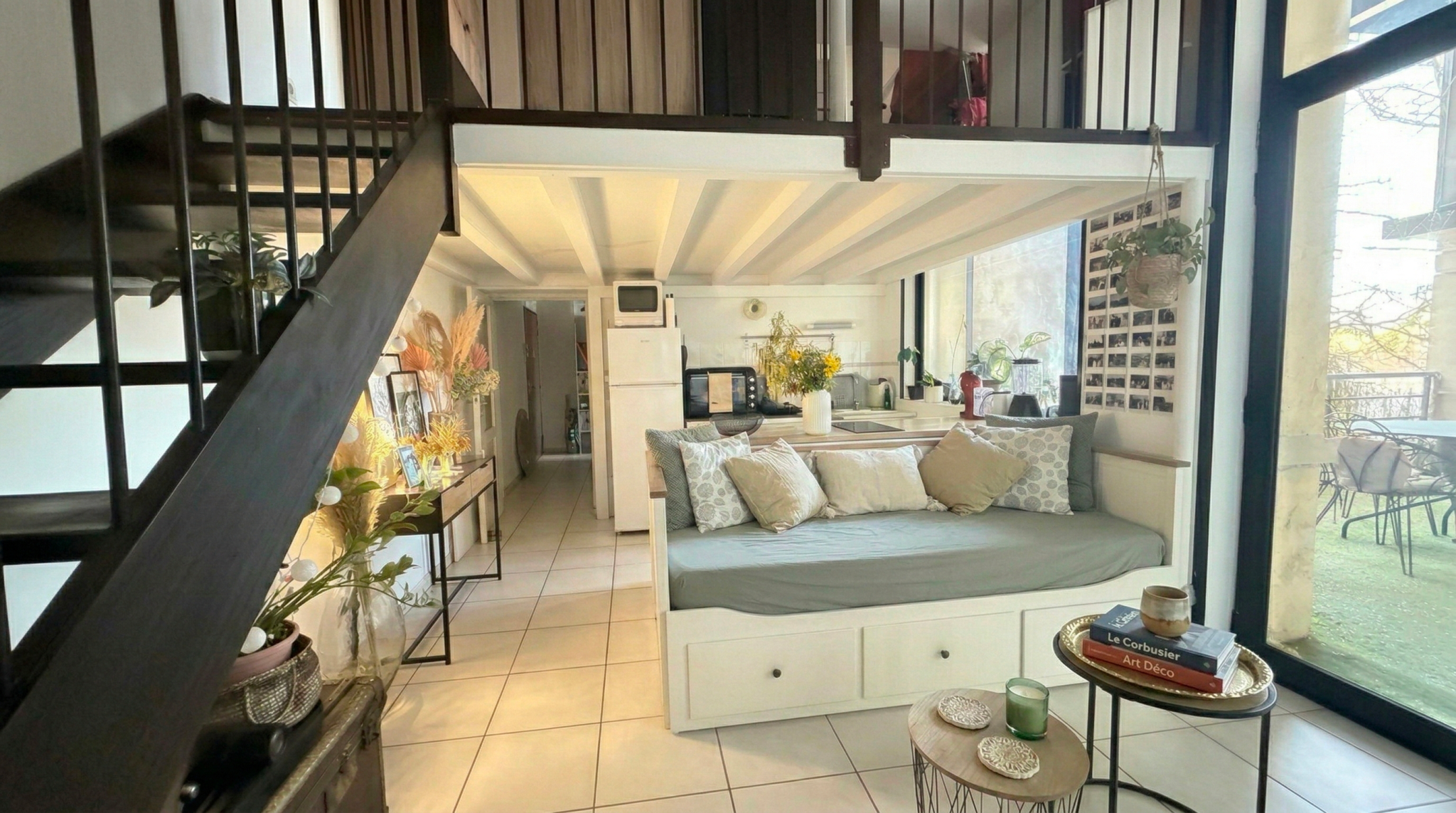 Espace Saint-Charles : T2 bis avec Terrasse, Mezzanine et garage privé.