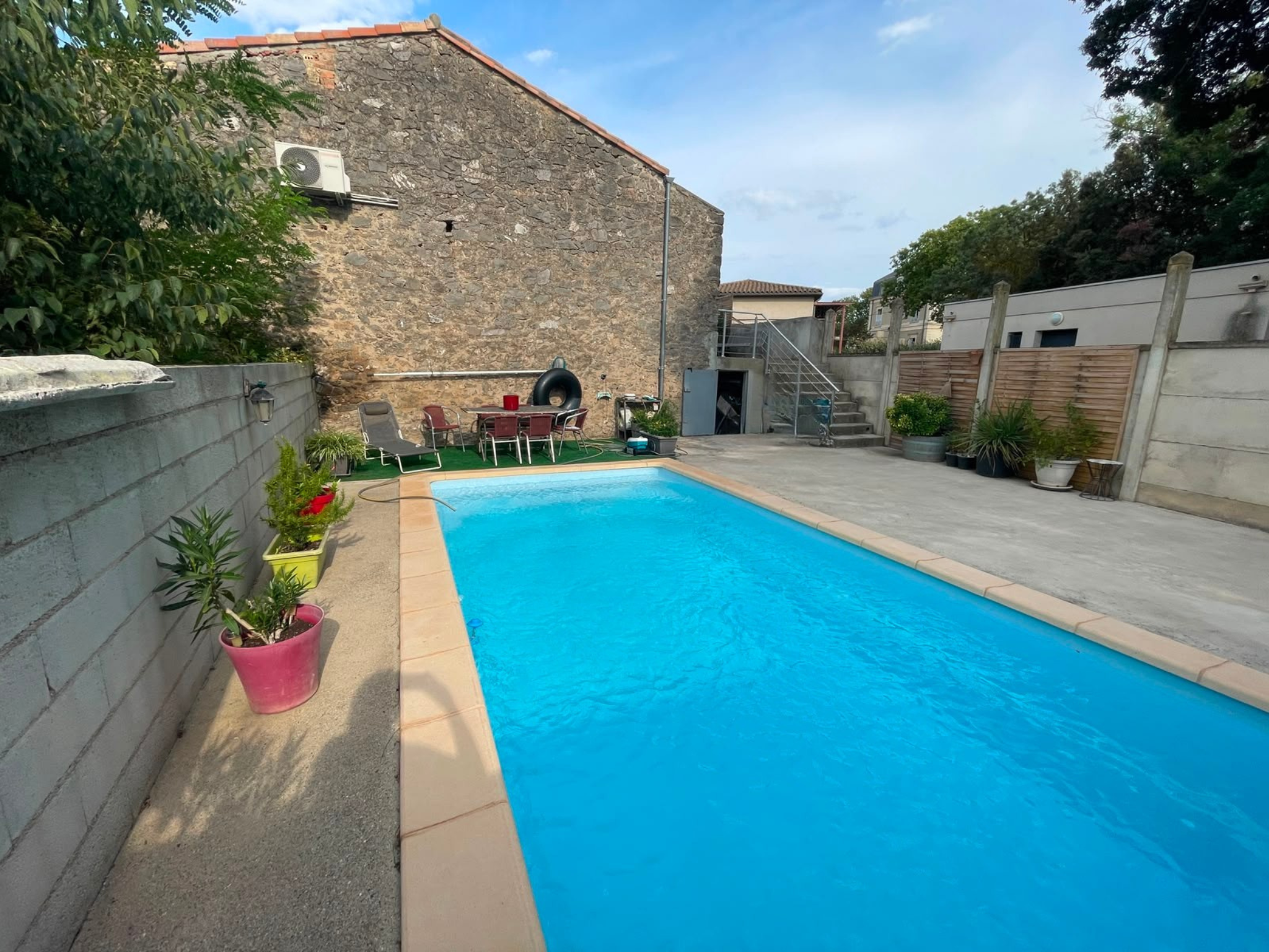 NOUVEAUTÉ À CAPENDU   MAISON 140 M2 AVEC PISCINE, GARAGE ET ESPACE INDÉPENDANT