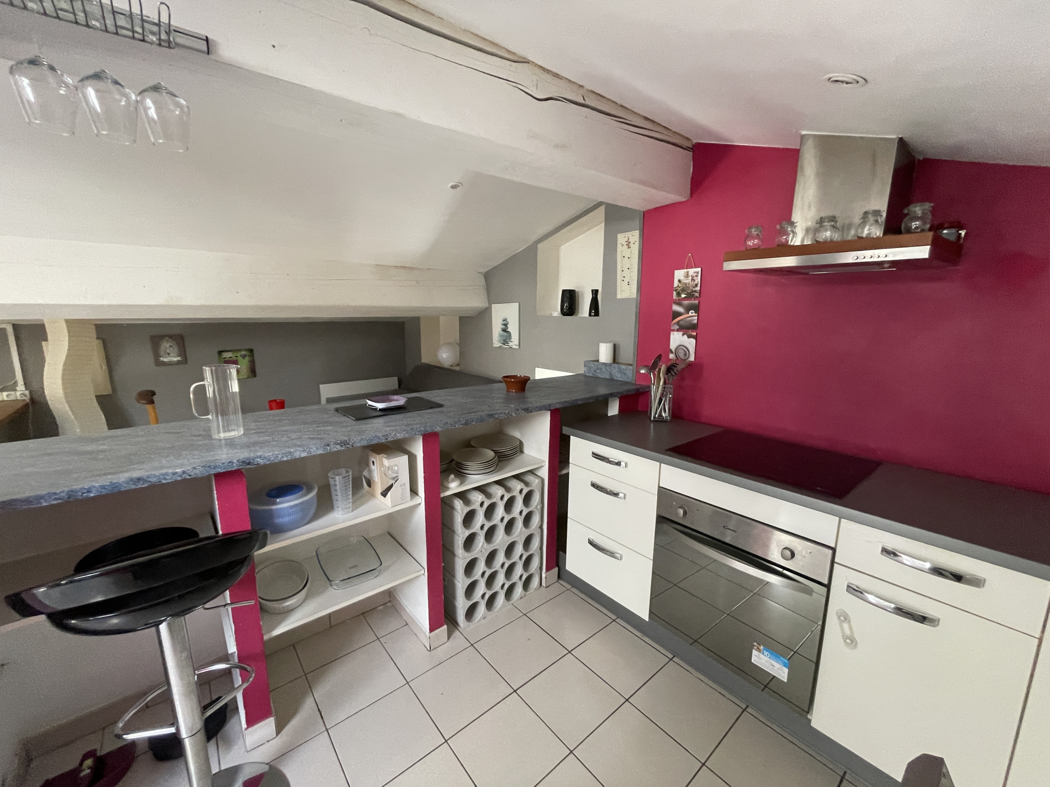 Appartement meublé à Pezens — Pezens